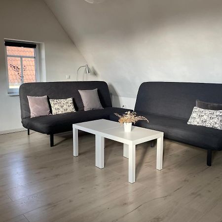 Komplettes Ferienhaus Fuer Bis Zu 4 Personen Dornheim Luaran gambar